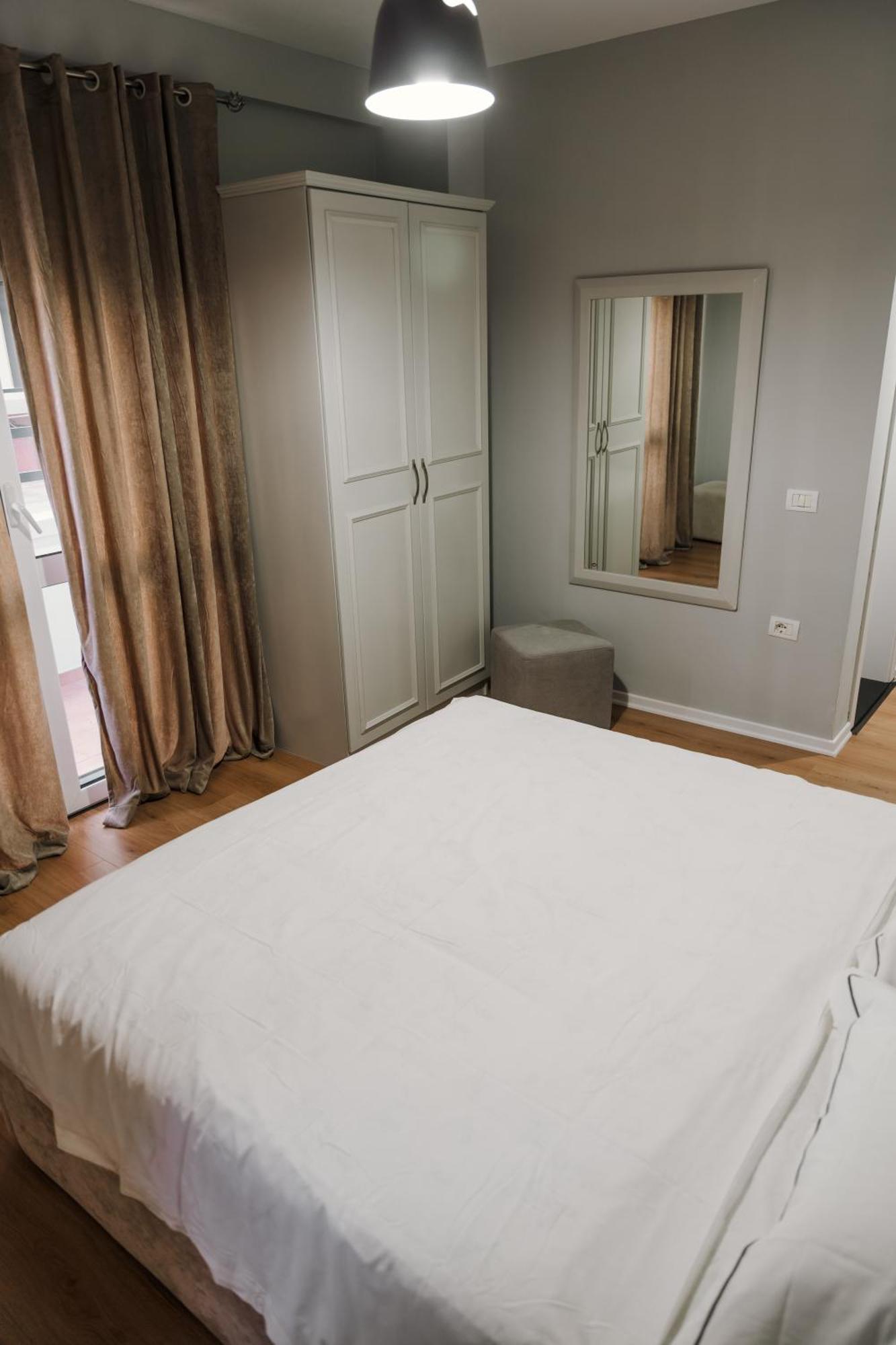 Urban Hotel Tirana Exterior photo