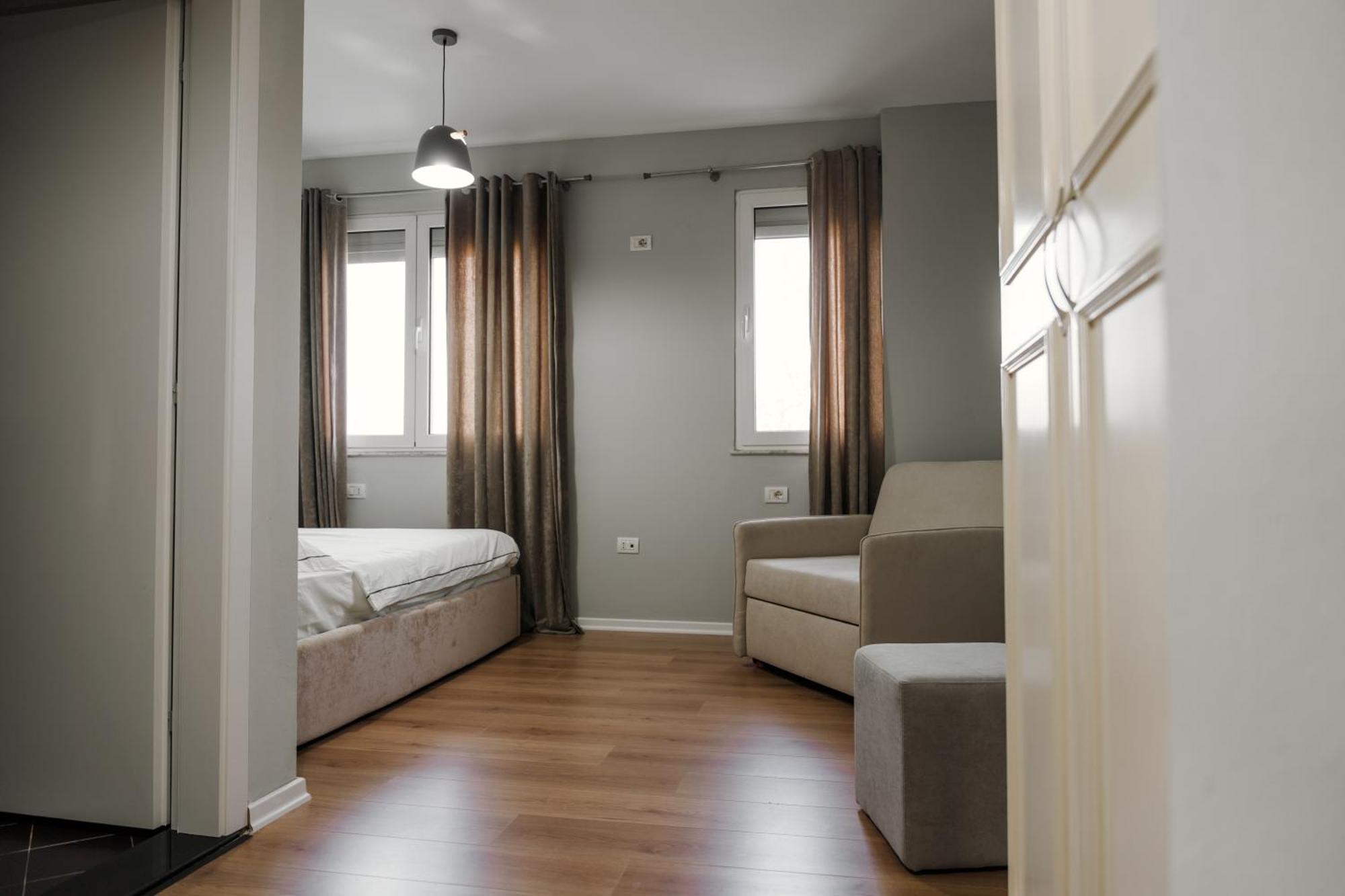 Urban Hotel Tirana Exterior photo